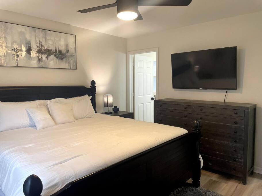 Riverside Riviera At Seminole Heights Tampa Exterior photo